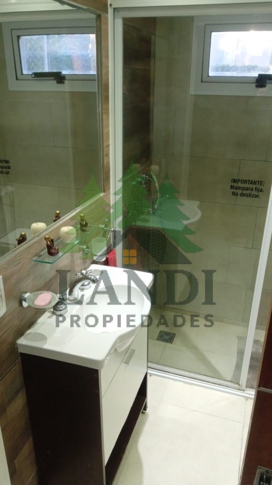 Vivi la experiencia de Pinamar en este comodo y luminoso departamento, pileta exterior y sum con parrilla