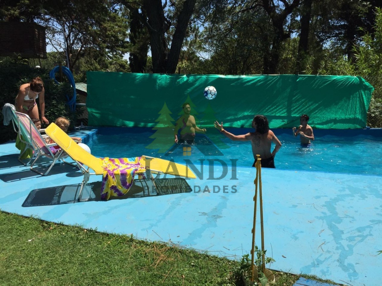 Alquiler -  Chalet en Villa Escondida - Villa Gesell