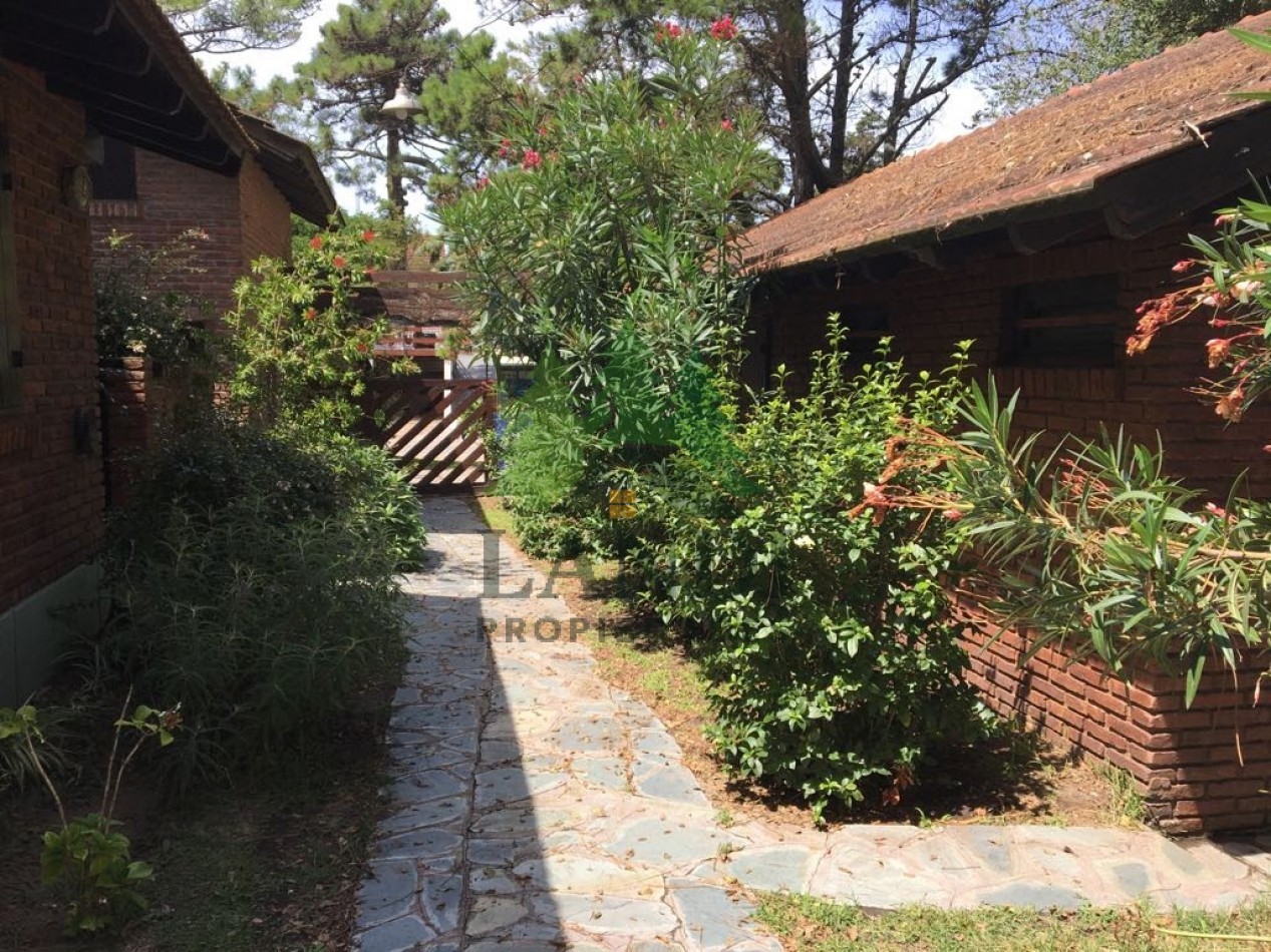 Alquiler -  Chalet en Villa Escondida - Villa Gesell