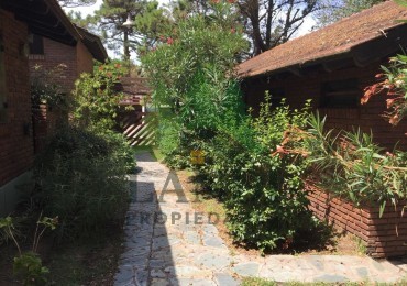 Alquiler -  Chalet en Villa Escondida - Villa Gesell