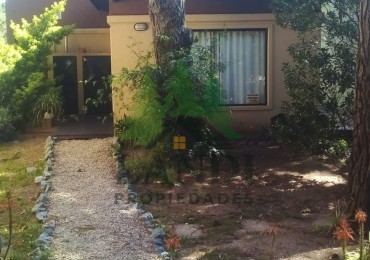 Alquiler - Casa en Mar Azul 